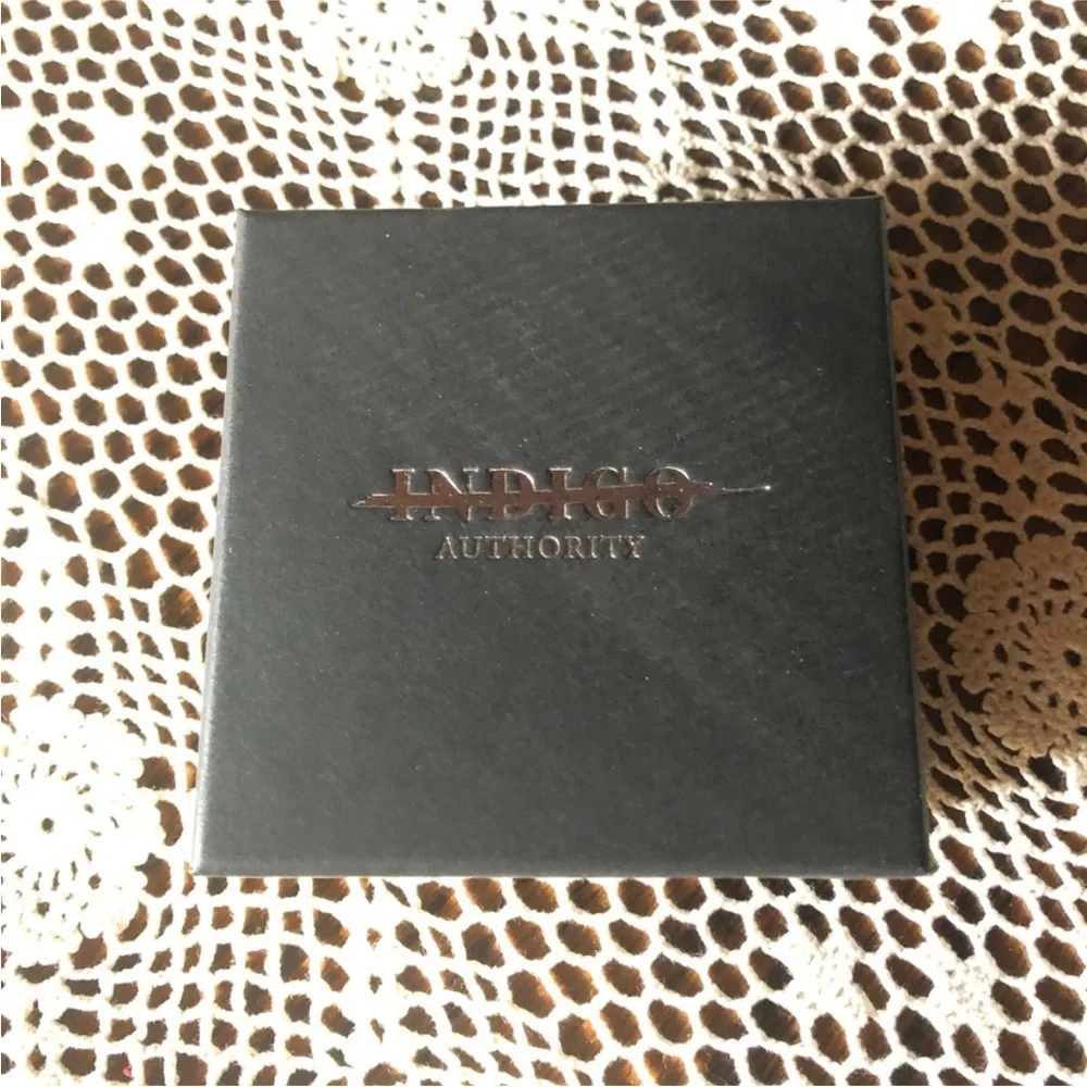 Indigo Authority Crescent Horn Necklace & Earrings Set BRAND NEW - Picture 3 of 3